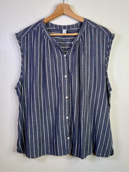 Old Navy Tops - Old Navy Sleeveless Nautical Striped Button Front Top Navy Blue & White Size XL